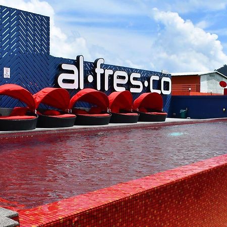 Alfresco Phuket Hotel Patong Exterior foto