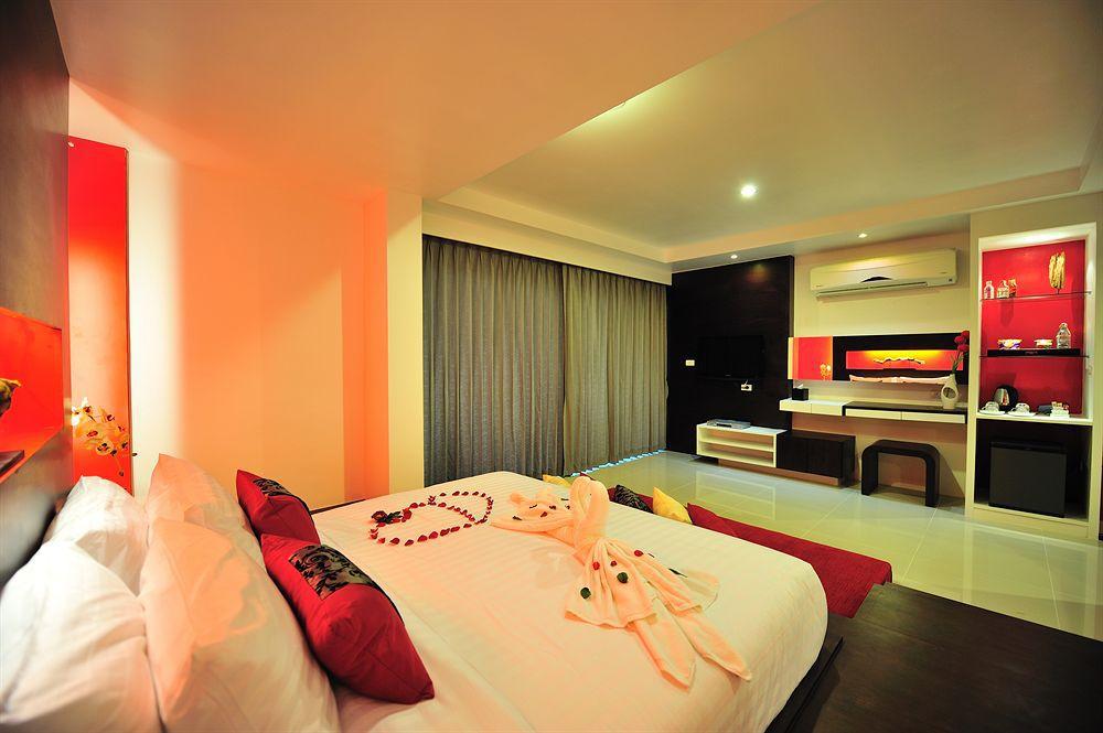Alfresco Phuket Hotel Patong Exterior foto