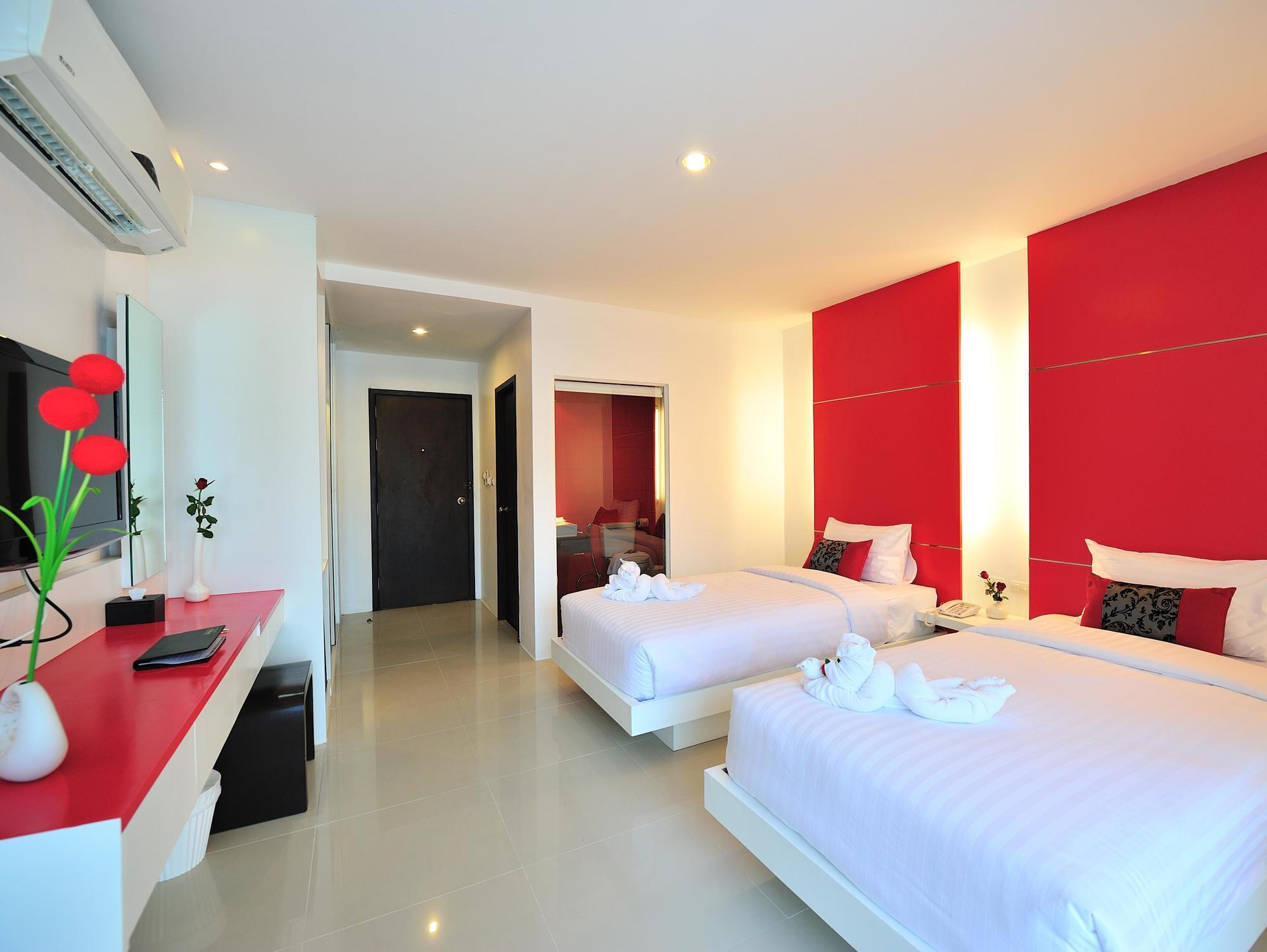 Alfresco Phuket Hotel Patong Exterior foto