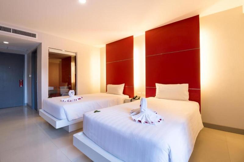 Alfresco Phuket Hotel Patong Exterior foto