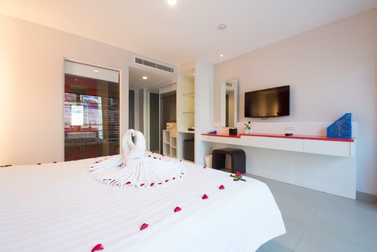 Alfresco Phuket Hotel Patong Exterior foto