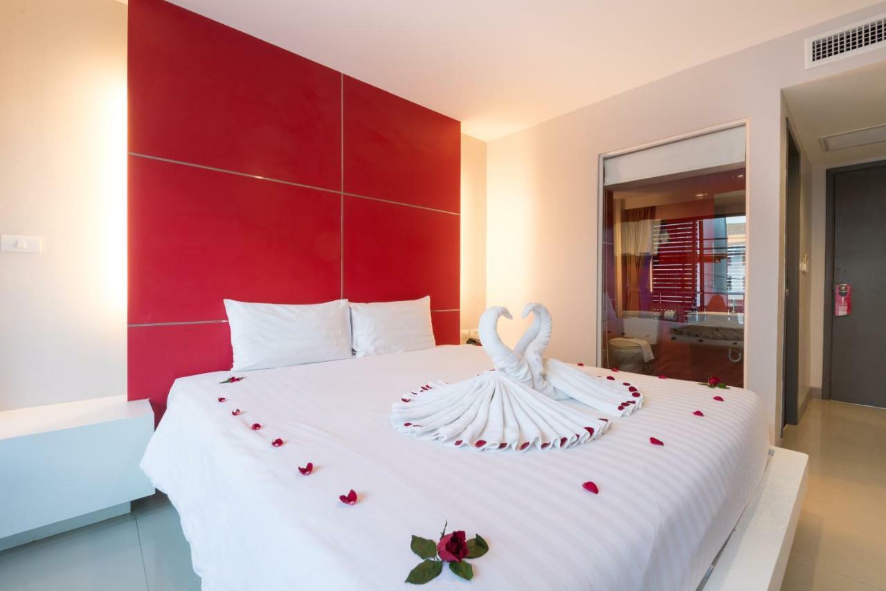 Alfresco Phuket Hotel Patong Exterior foto