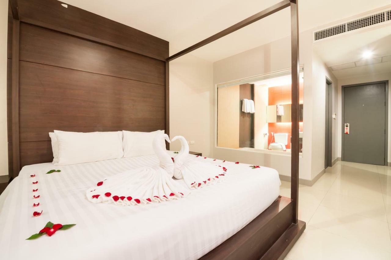 Alfresco Phuket Hotel Patong Exterior foto