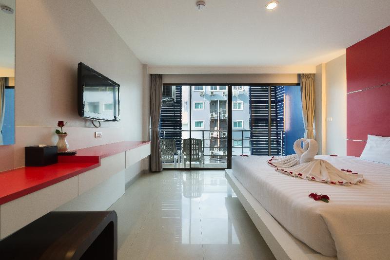 Alfresco Phuket Hotel Patong Exterior foto